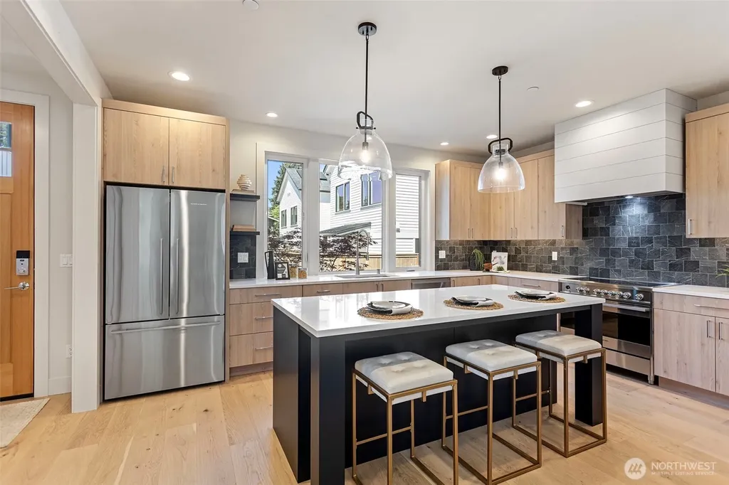 9307 132nd Avenue NE Kirkland WA 98033