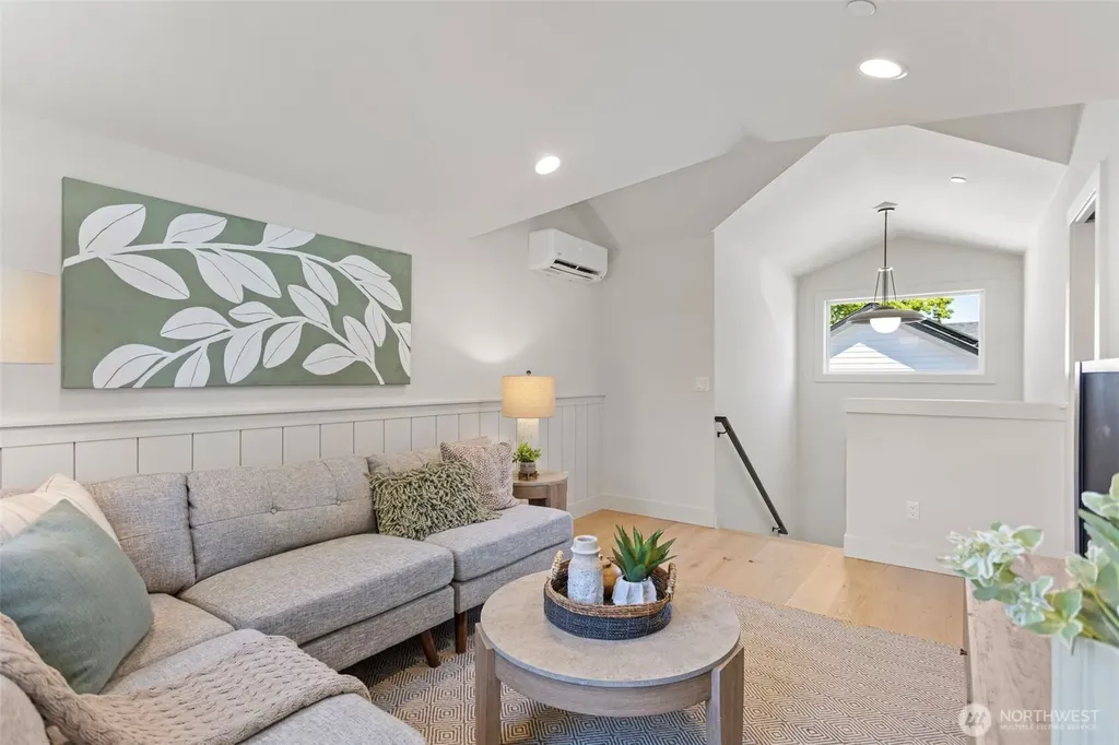 9307 132nd Avenue NE Kirkland WA 98033