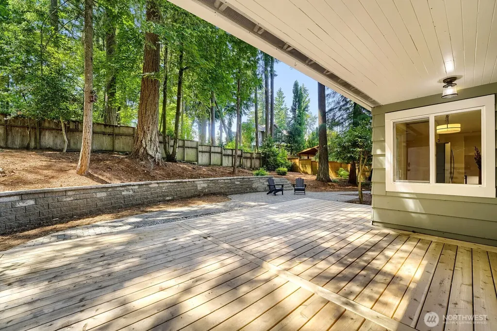 16051 21st Avenue SW Burien WA 98166