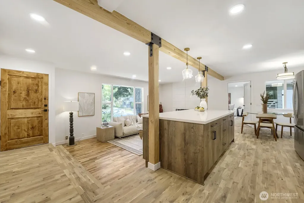 16051 21st Avenue SW Burien WA 98166