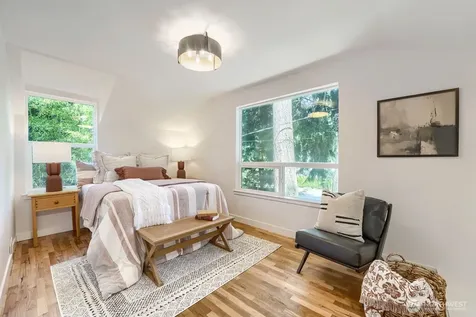 16051 21st Avenue SW Burien WA 98166