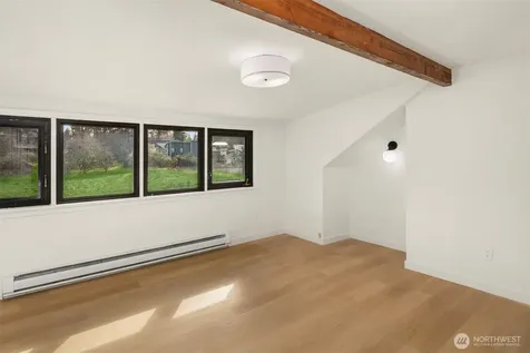 11726 10th Avenue S Seattle WA 98168