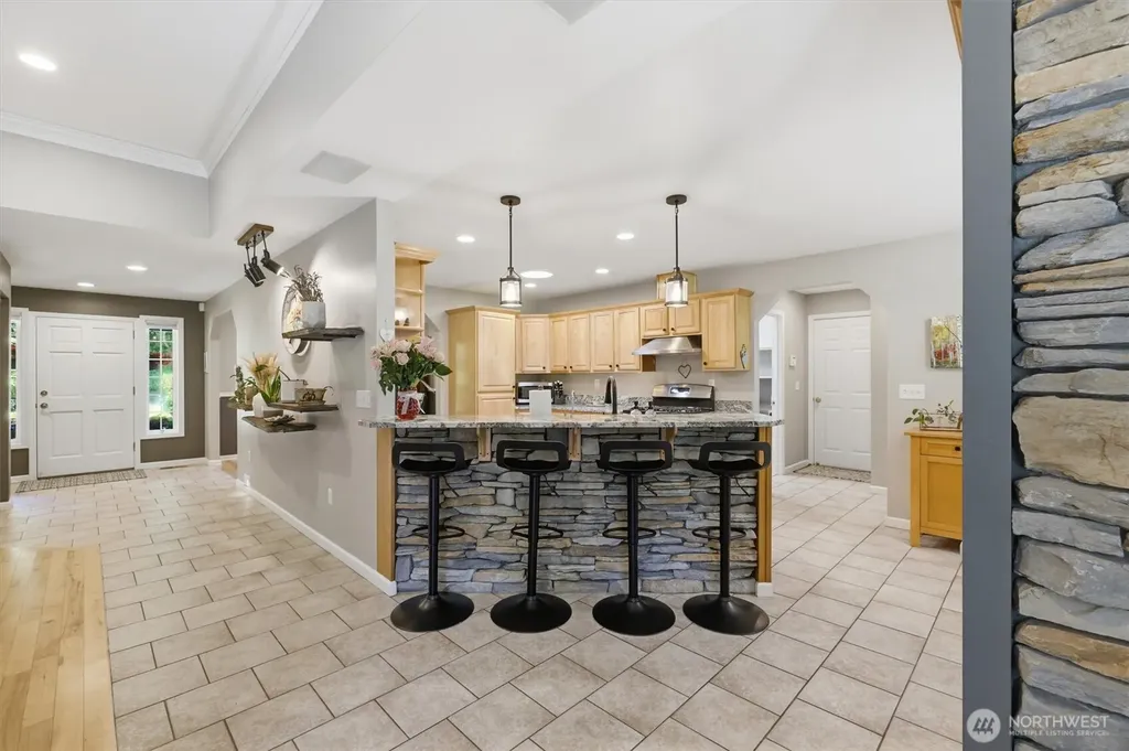 13732 217th Avenue SE Issaquah WA 98027