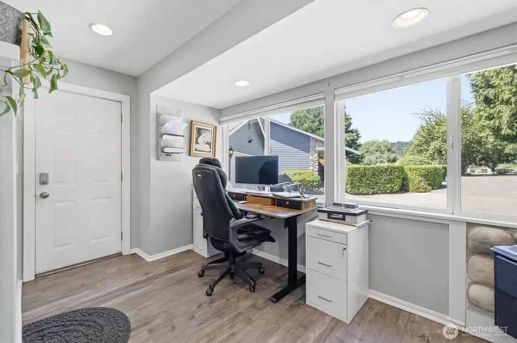 13732 217th Avenue SE Issaquah WA 98027