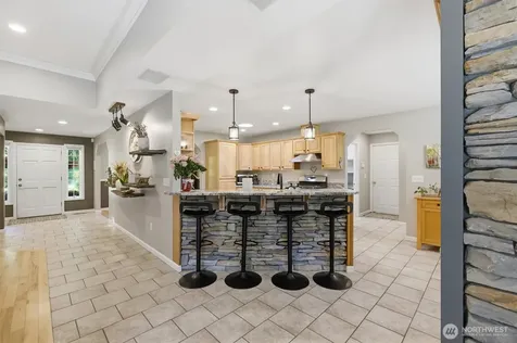 13732 217th Avenue SE Issaquah WA 98027