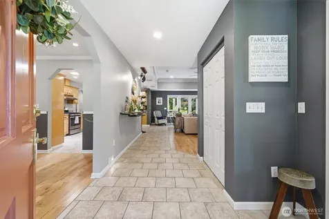 13732 217th Avenue SE Issaquah WA 98027