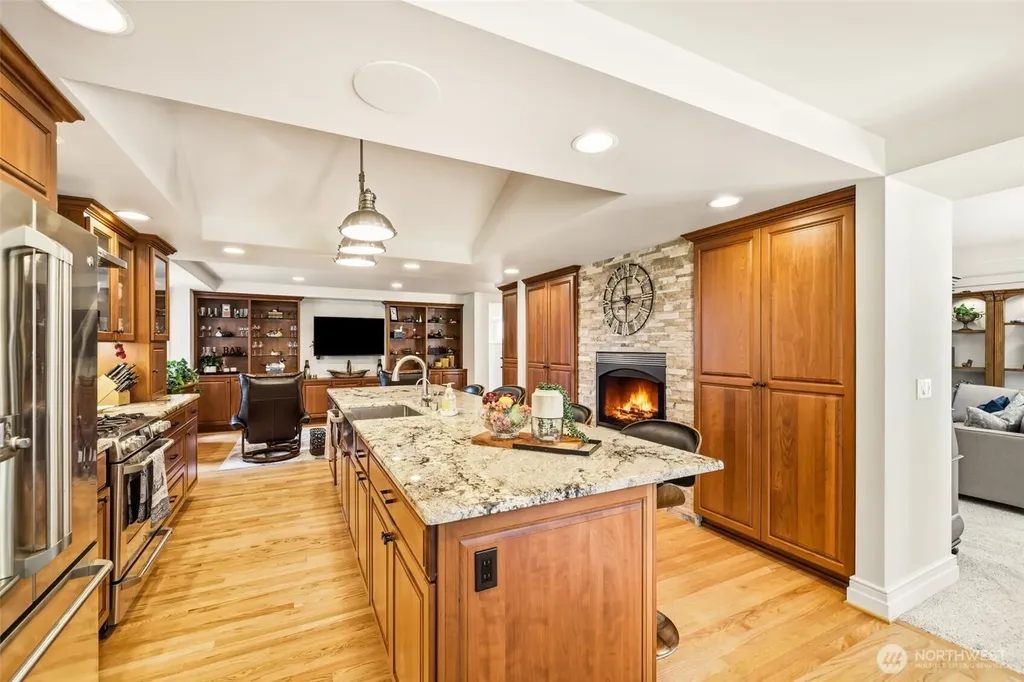 5321 W Old Stump Dr NW Gig Harbor WA 98332