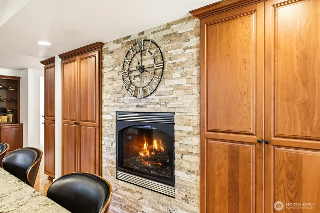 5321 W Old Stump Dr NW Gig Harbor WA 98332