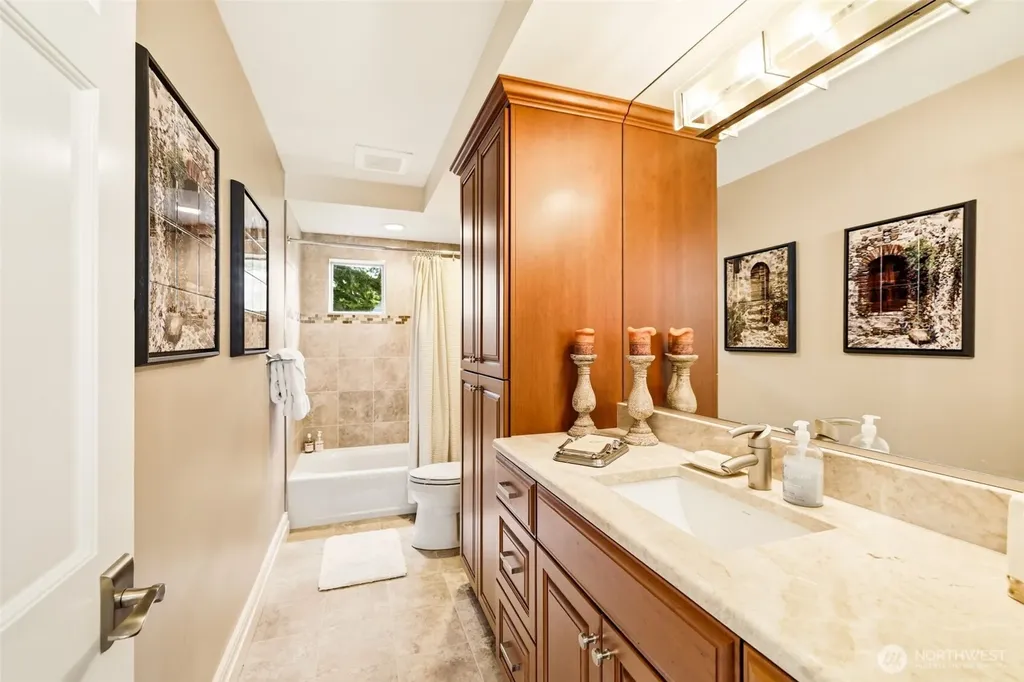 5321 W Old Stump Dr NW Gig Harbor WA 98332