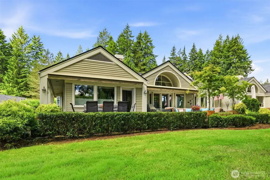 5321 W Old Stump Dr NW Gig Harbor WA 98332