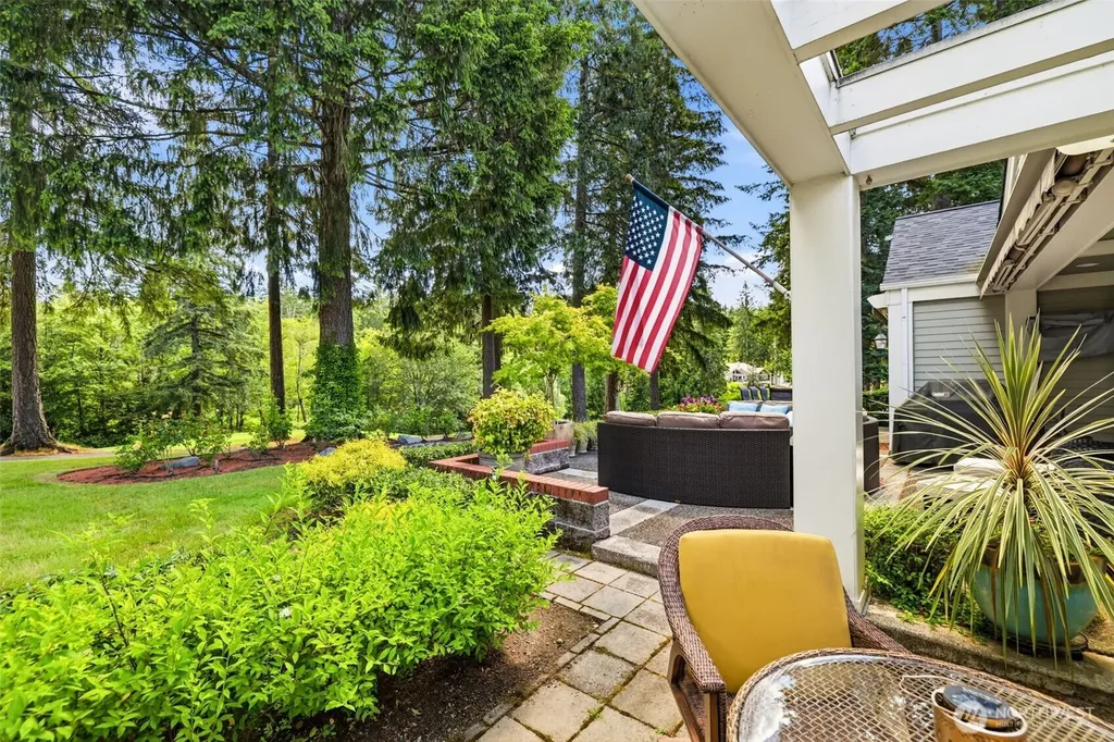 5321 W Old Stump Dr NW Gig Harbor WA 98332