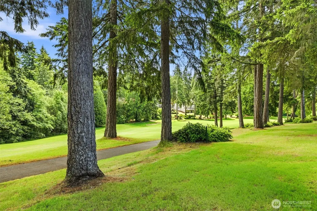 5321 W Old Stump Dr NW Gig Harbor WA 98332