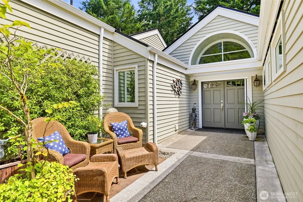 5321 W Old Stump Dr NW Gig Harbor WA 98332
