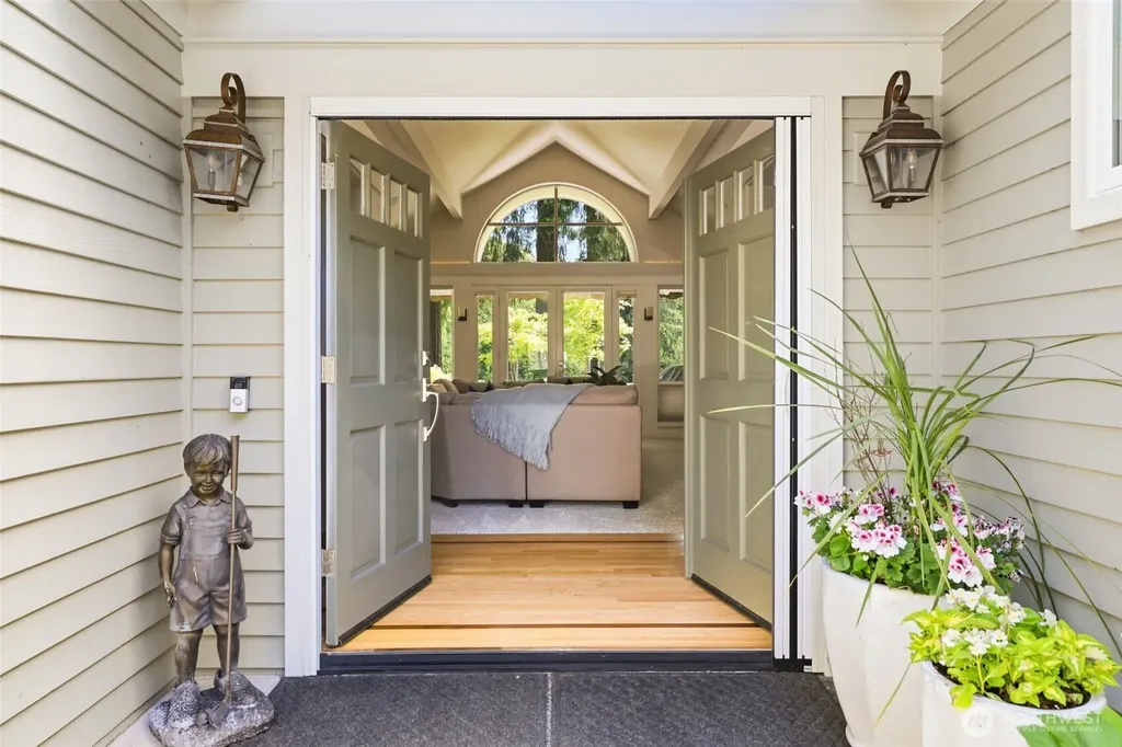 5321 W Old Stump Dr NW Gig Harbor WA 98332