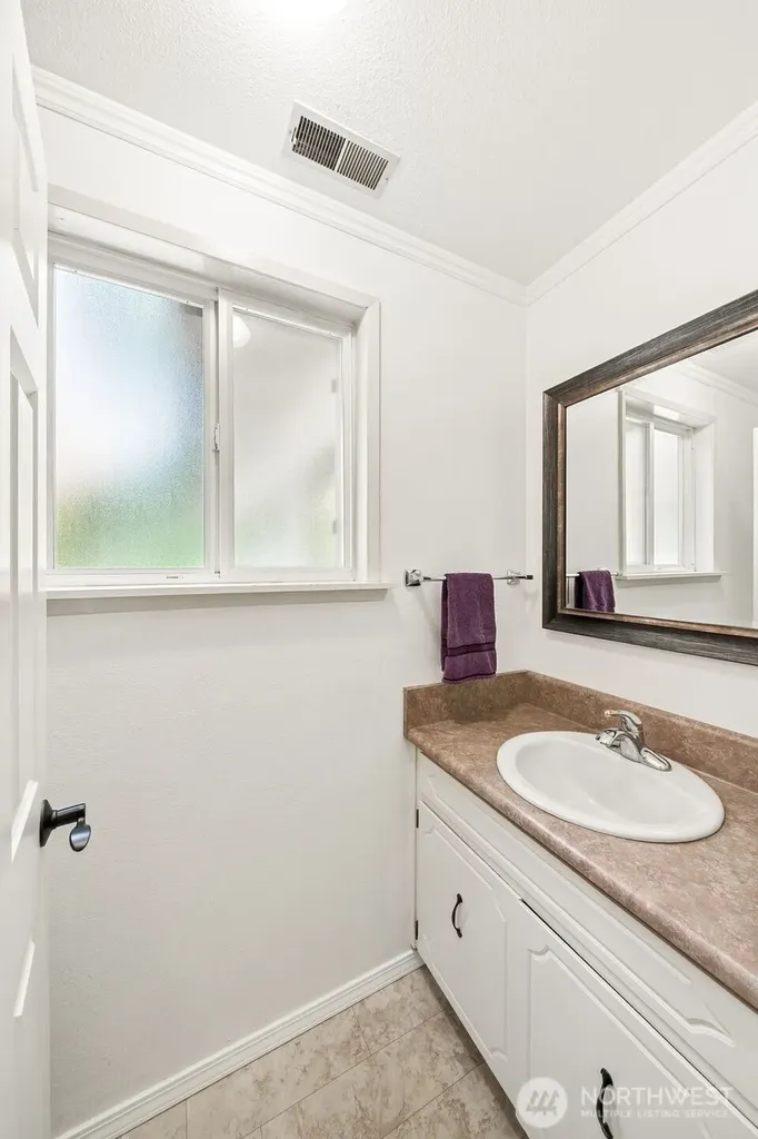 11804 86th Avenue Ct E Puyallup WA 98373