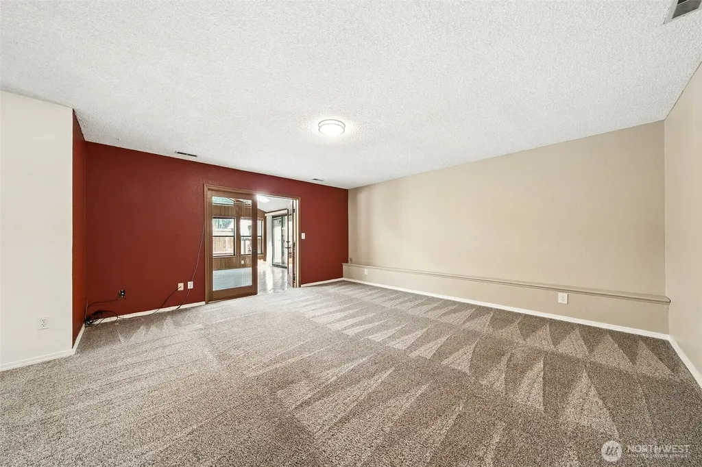 11804 86th Avenue Ct E Puyallup WA 98373