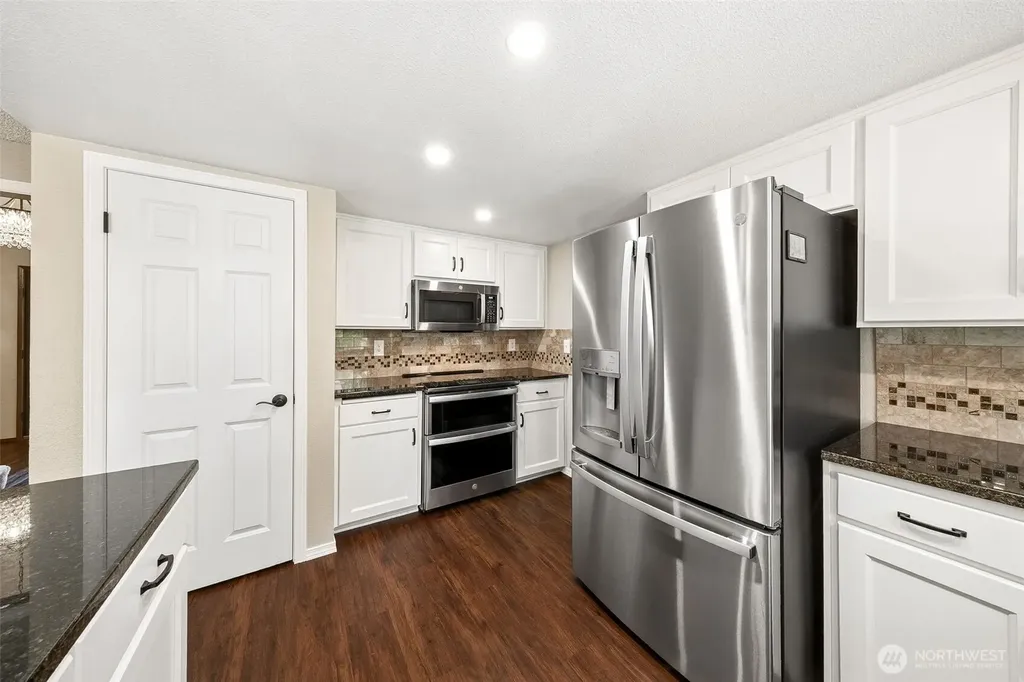 11804 86th Avenue Ct E Puyallup WA 98373