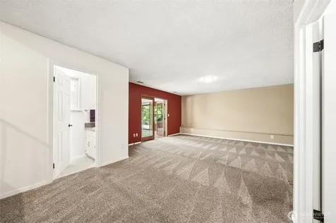 11804 86th Avenue Ct E Puyallup WA 98373