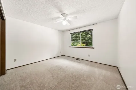 11804 86th Avenue Ct E Puyallup WA 98373