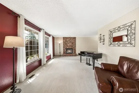 11804 86th Avenue Ct E Puyallup WA 98373