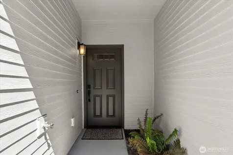 312 164th Street SW Lynnwood WA 98087