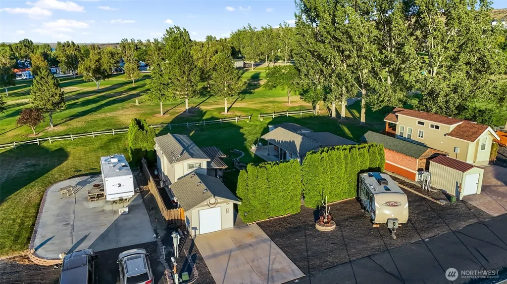 7037 Hwy 262 E Othello WA 99344