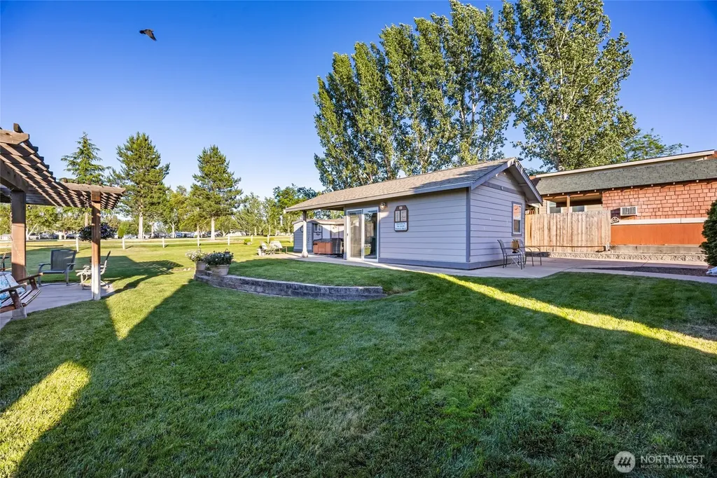 7037 Hwy 262 E Othello WA 99344