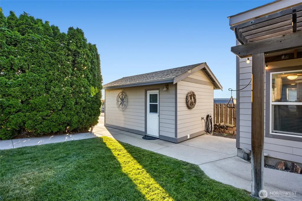 7037 Hwy 262 E Othello WA 99344