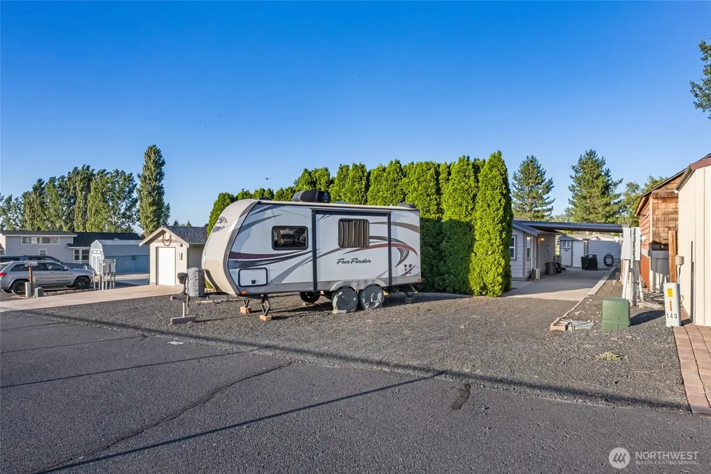 7037 Hwy 262 E Othello WA 99344