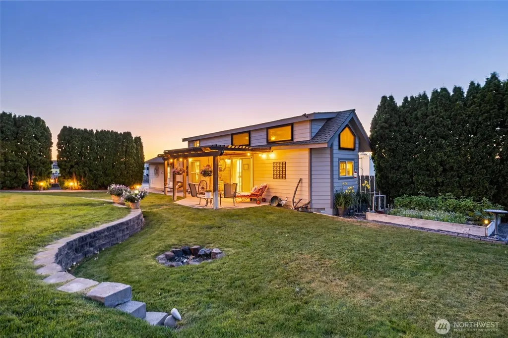7037 Hwy 262 E Othello WA 99344