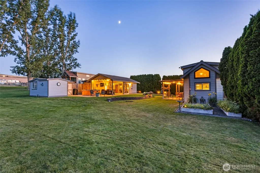 7037 Hwy 262 E Othello WA 99344