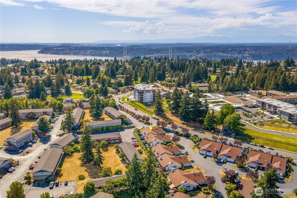 6020 N Highlands Parkway Tacoma WA 98406