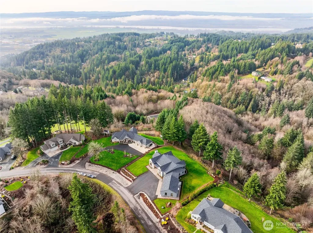 697 Sommerset Road Woodland WA 98674