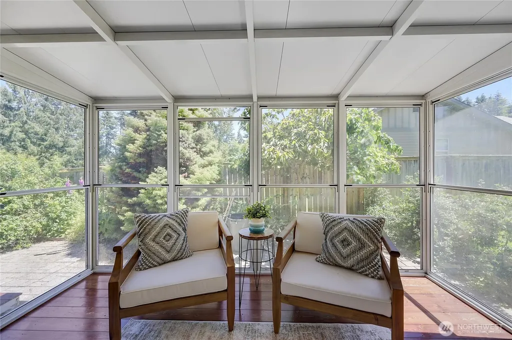 22 Pebble Lane Port Townsend WA 98368