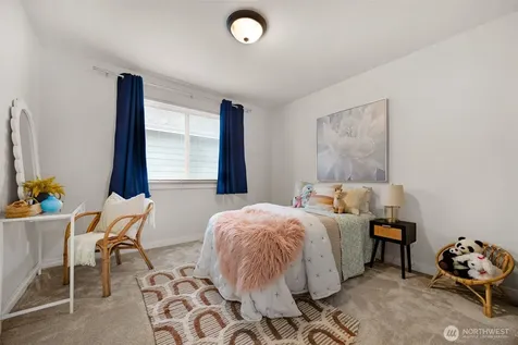 317 204th Place SE Bothell WA 98012
