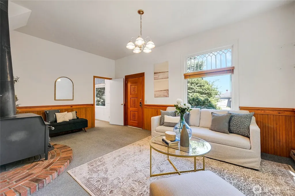 911 Tyler Street Port Townsend WA 98368