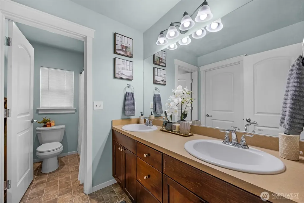 317 204th Place SE Bothell WA 98012