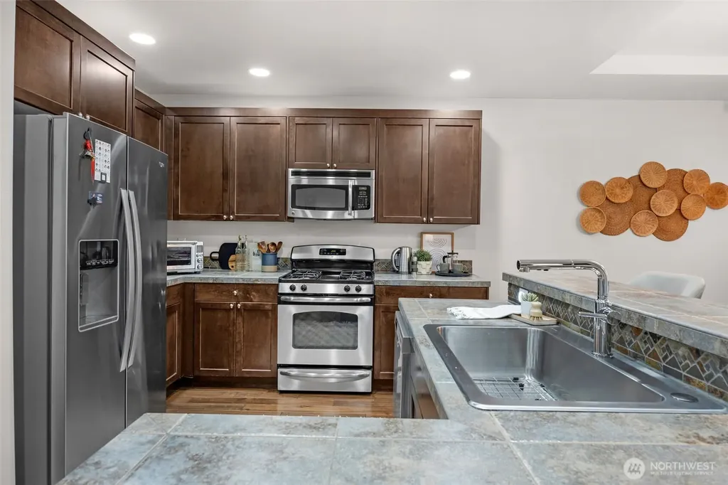 317 204th Place SE Bothell WA 98012