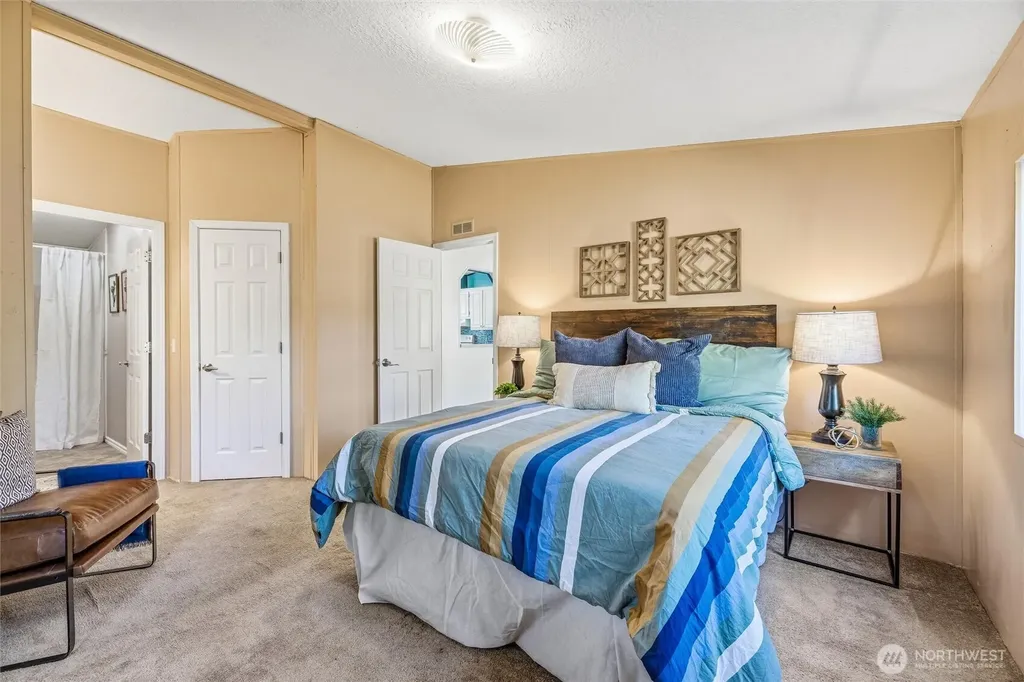 223 N Reed Street Sedro Woolley WA 98284