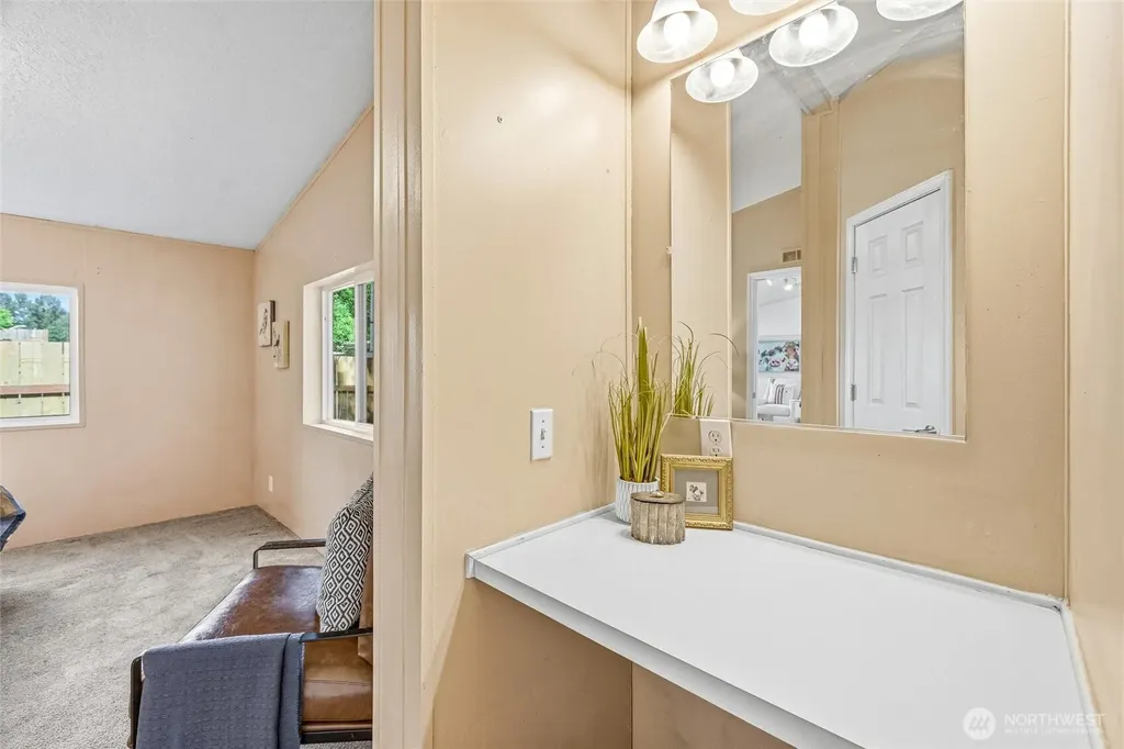223 N Reed Street Sedro Woolley WA 98284