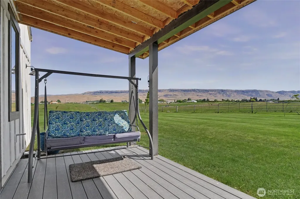 2735 4th Street East Wenatchee WA 98802