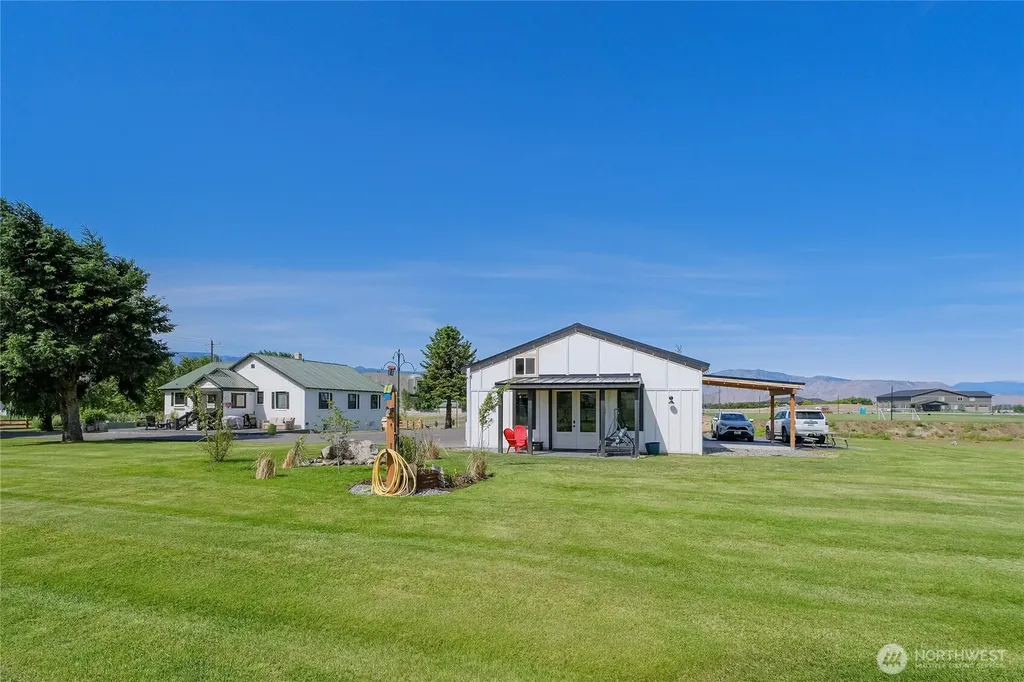 2735 4th Street East Wenatchee WA 98802