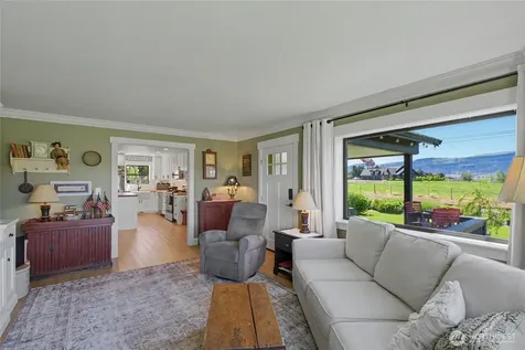 2735 4th Street East Wenatchee WA 98802