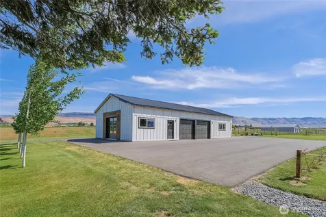 2735 4th Street East Wenatchee WA 98802