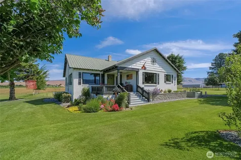2735 4th Street East Wenatchee WA 98802