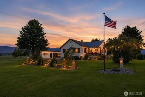 2735 4th Street East Wenatchee WA 98802