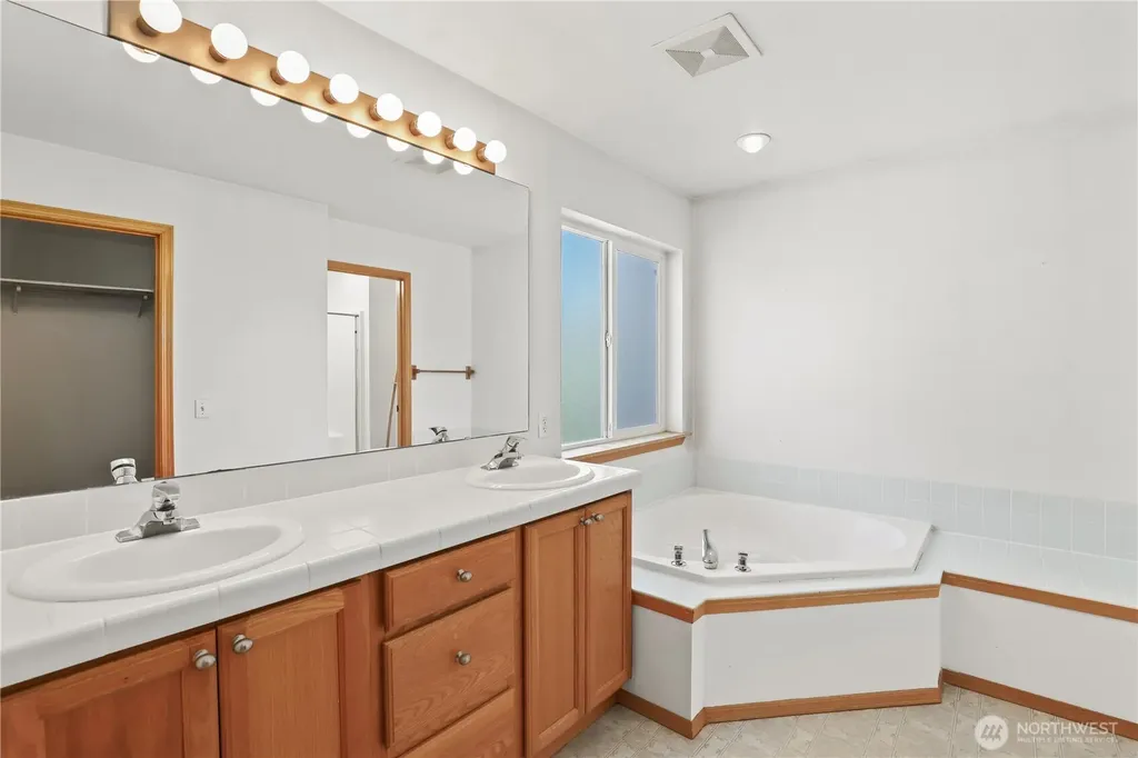 2115 Craig Road SE Olympia WA 98501