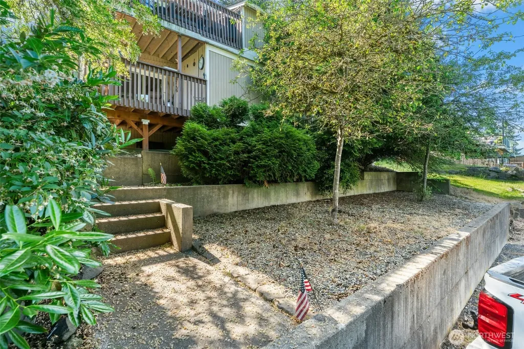 5113 S 4th Avenue Everett WA 98203