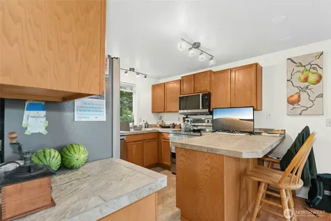 5113 S 4th Avenue Everett WA 98203