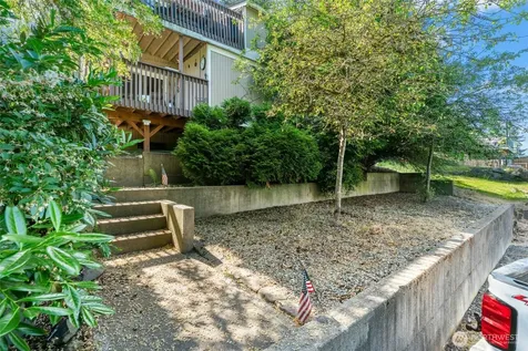 5113 S 4th Avenue Everett WA 98203